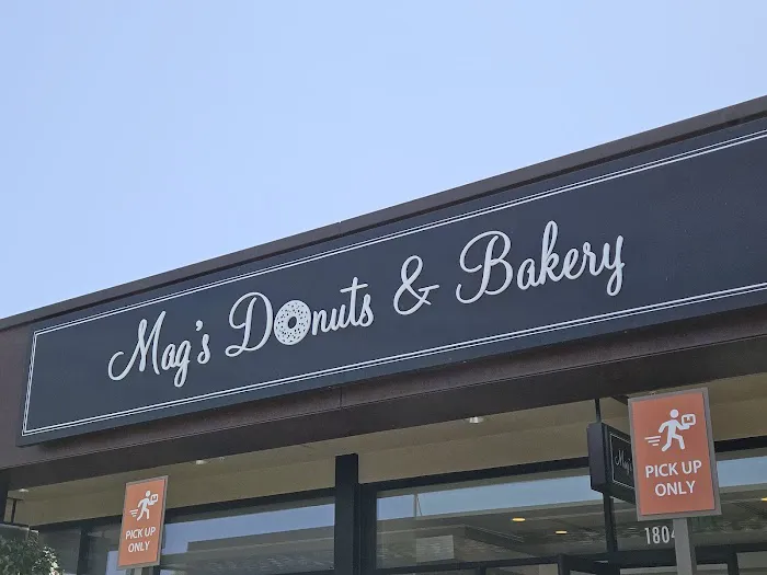 Mag's Donut & Bakery Picture 9