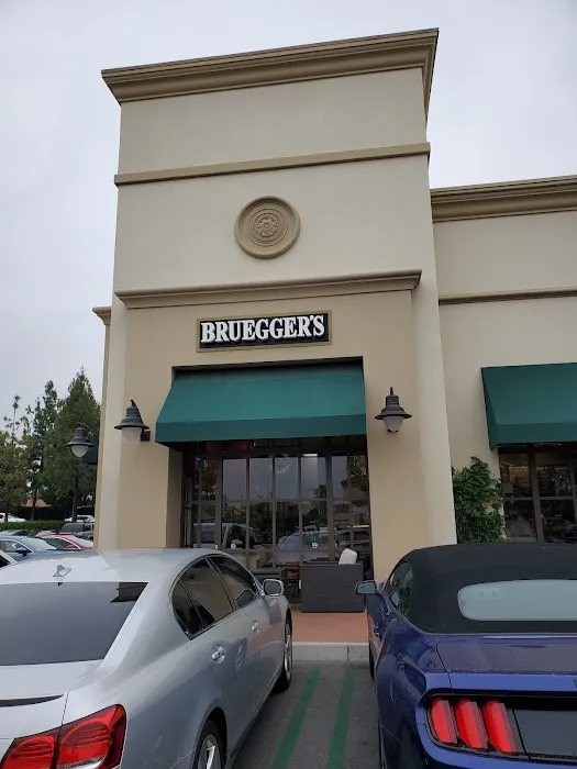 Bruegger's Bagels Picture 10