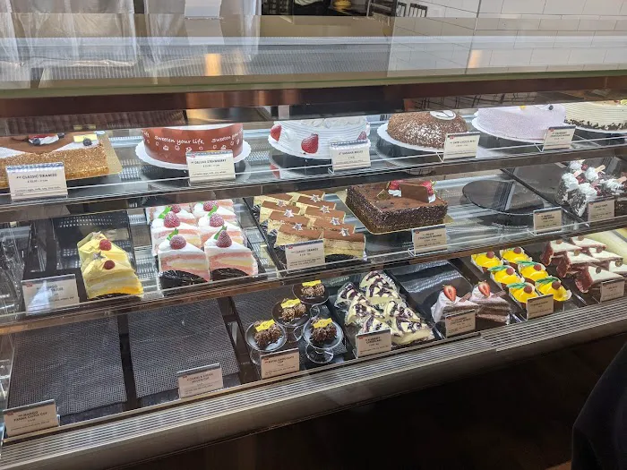 BF Bakery & Cafe Picture 9