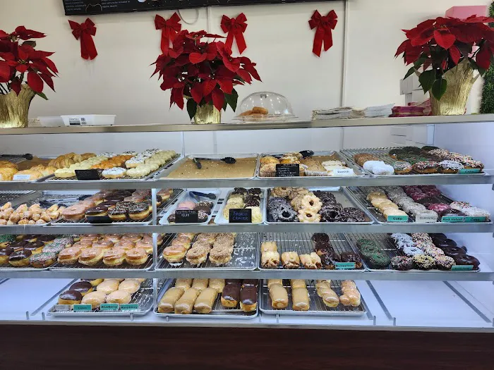 Foothill Donuts Picture 7