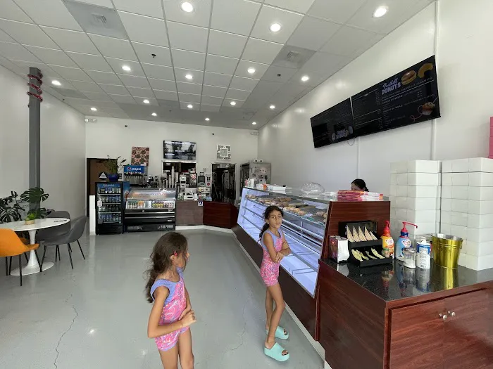 Foothill Donuts Picture 2
