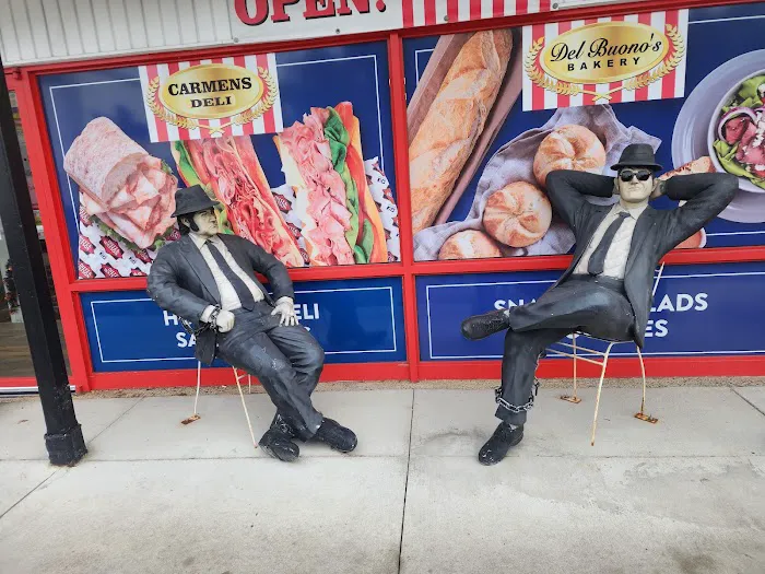 Del Buono's Bakery and Carmen’s Deli Picture 5