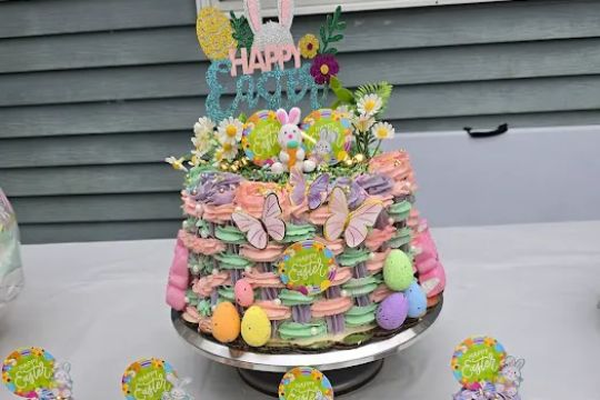 Cakes by V & M