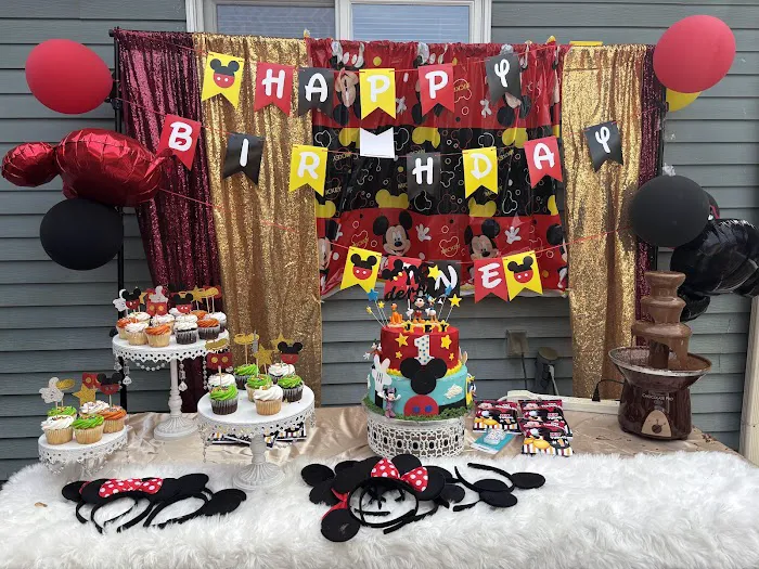 Cakes by V & M Picture 4