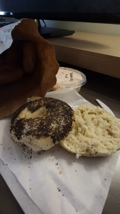 The Bagel Spot Picture 9