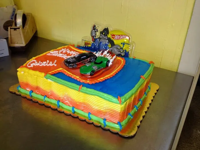 Ewing Cakes Picture 5