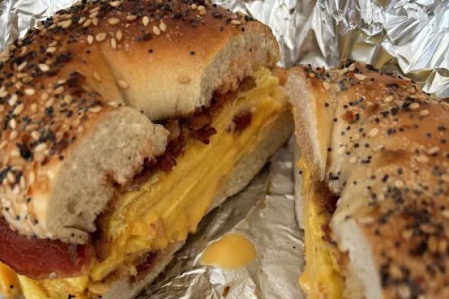 Bagel Bazaar Deli & Grill
