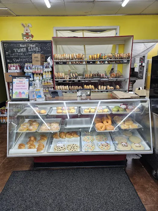 Bagel Bazaar Deli & Grill Picture 7
