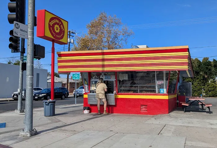 Donut Hut Picture 8