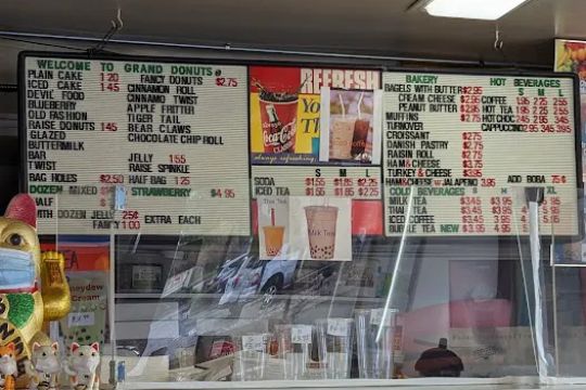 Grand Donuts