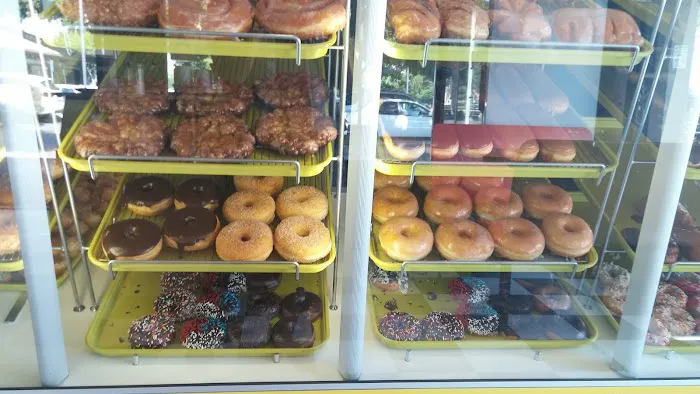 Grand Donuts Picture 9