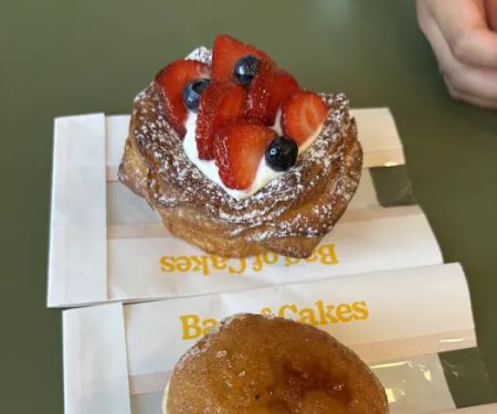 Bag of Cakes