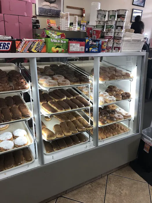 Sunny Donut Shop Picture 4