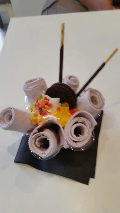 Sunny Donut Shop Picture 7