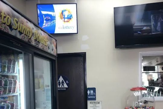 Sunny Donut Shop