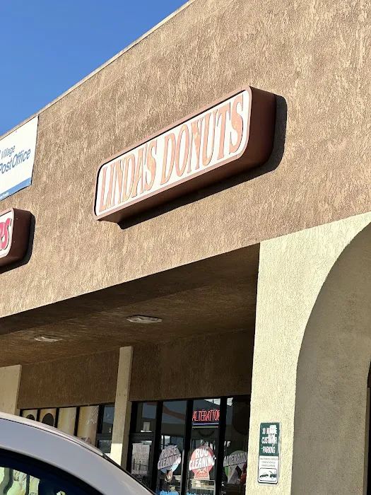Linda's Donuts Picture 9
