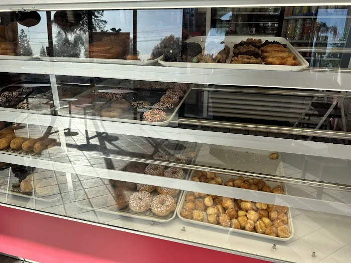 Linda's Donuts Picture 10