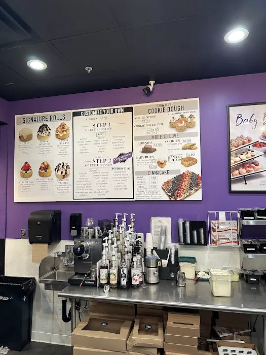 Cinnaholic Picture 10