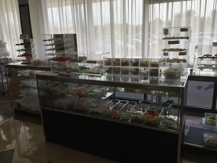 Cannon's Cake & Candy Supplies Picture 1