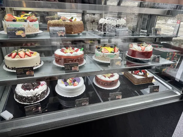 85°C Bakery Cafe - Cherry Hill Picture 8