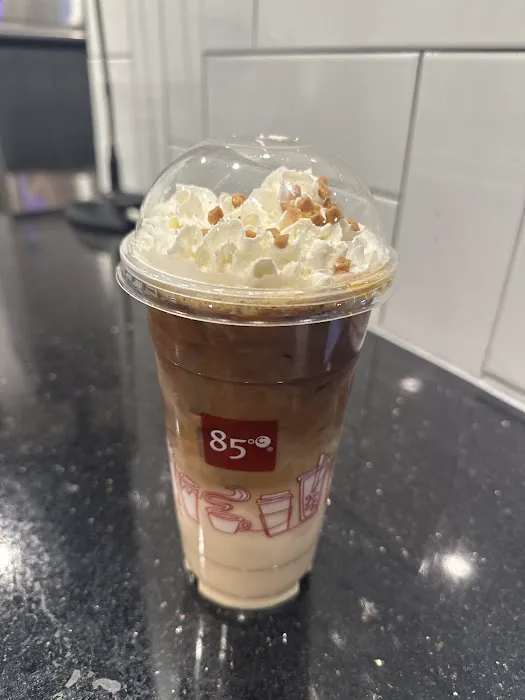 85°C Bakery Cafe - Cherry Hill Picture 6