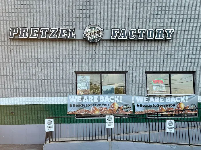 Philly Pretzel Factory Picture 9