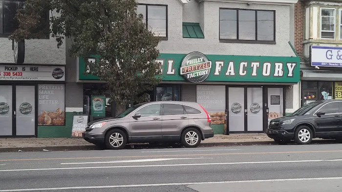 Philly Pretzel Factory Picture 4
