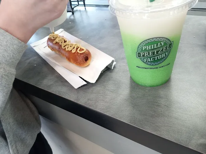 Philly Pretzel Factory Picture 8