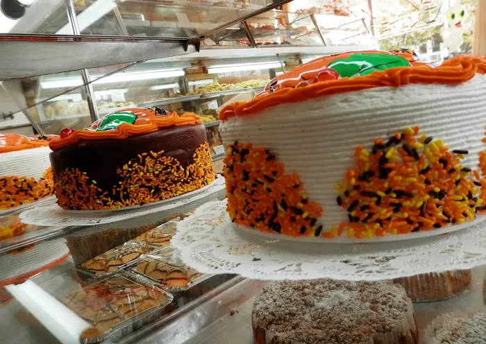 Haegele's Bakery Picture 1