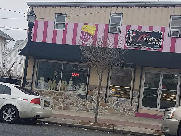 Miguelina’s Bakery Picture 2