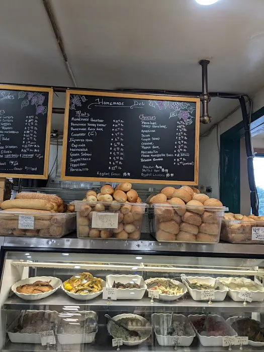 Don Giovanni's Classic Bakery Picture 4