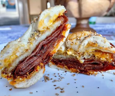 Boomerang Bagels
