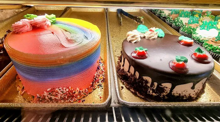 L'Affaire II Bake Shoppe Picture 7