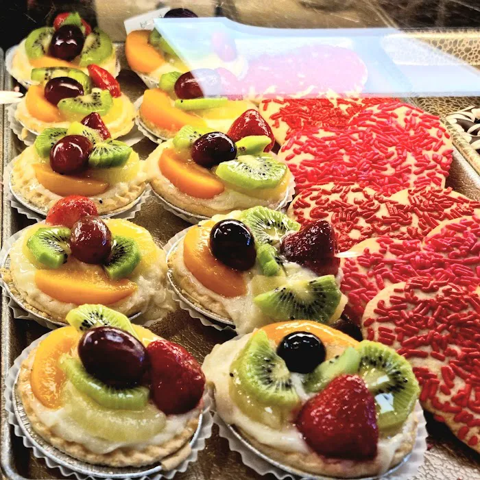 L'Affaire II Bake Shoppe Picture 10