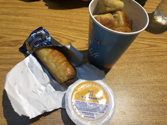 Auntie Anne's Picture 2