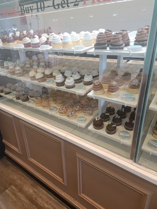House of Cupcakes Picture 2