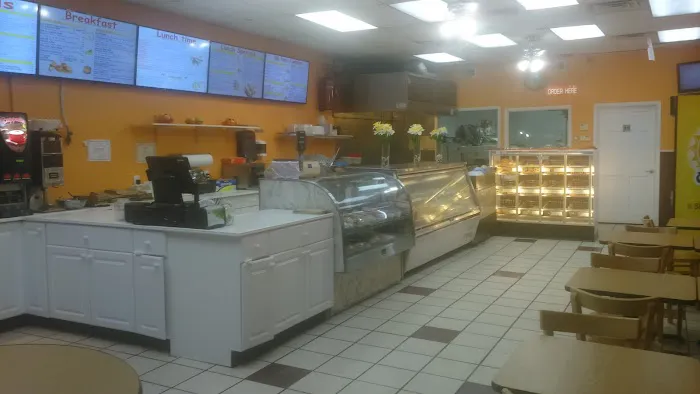 Parlin Bagels and Grill Picture 1