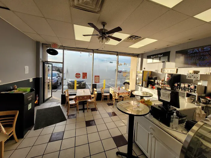 Parlin Bagels and Grill Picture 7