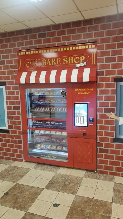 Carlo's Bake Shop Express Picture 5
