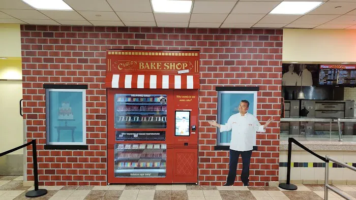 Carlo's Bake Shop Express Picture 8