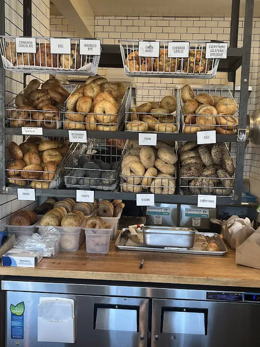 Hank's Bagels Picture 2