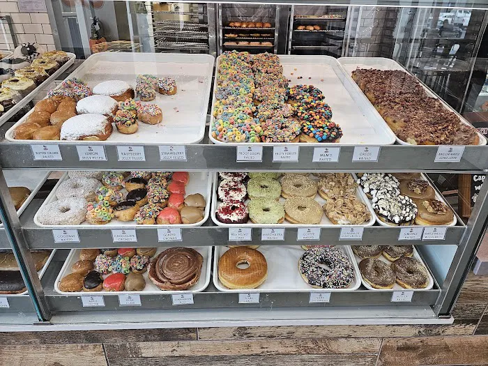 Randy's Donuts Picture 2