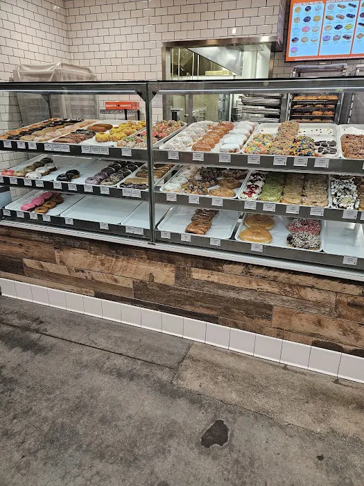 Randy's Donuts Picture 5
