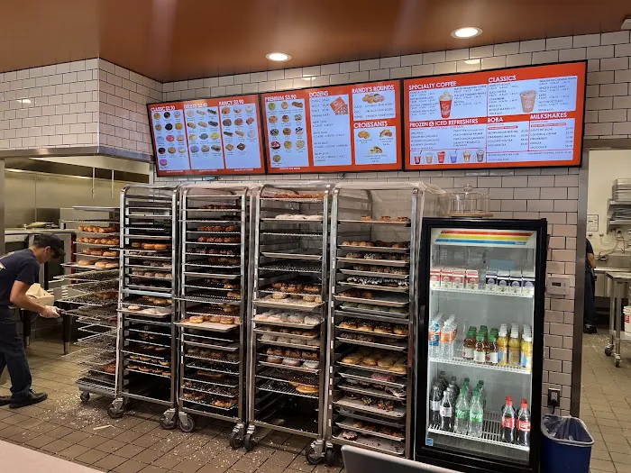 Randy's Donuts Picture 3