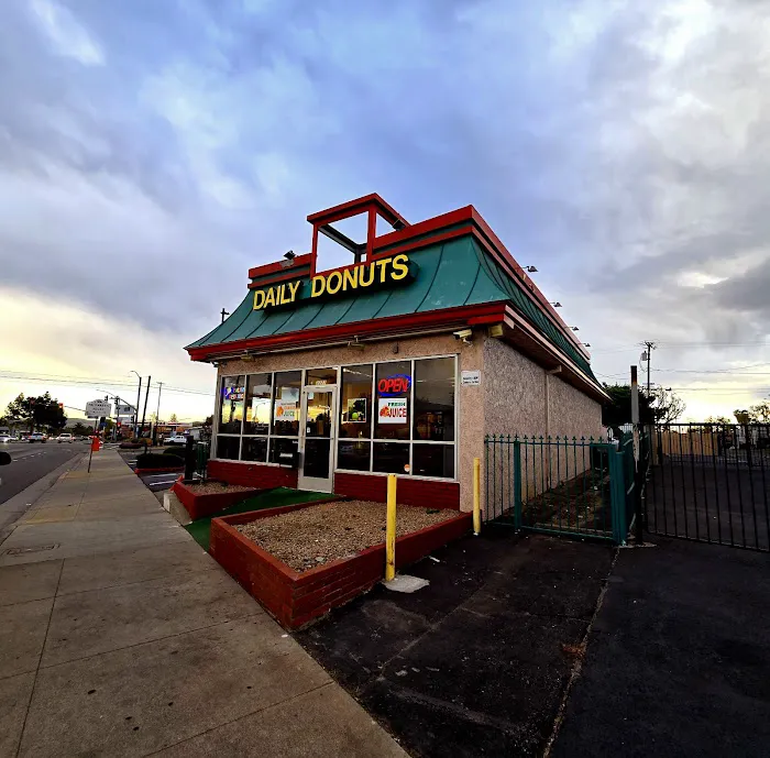 Daily Donuts Picture 7