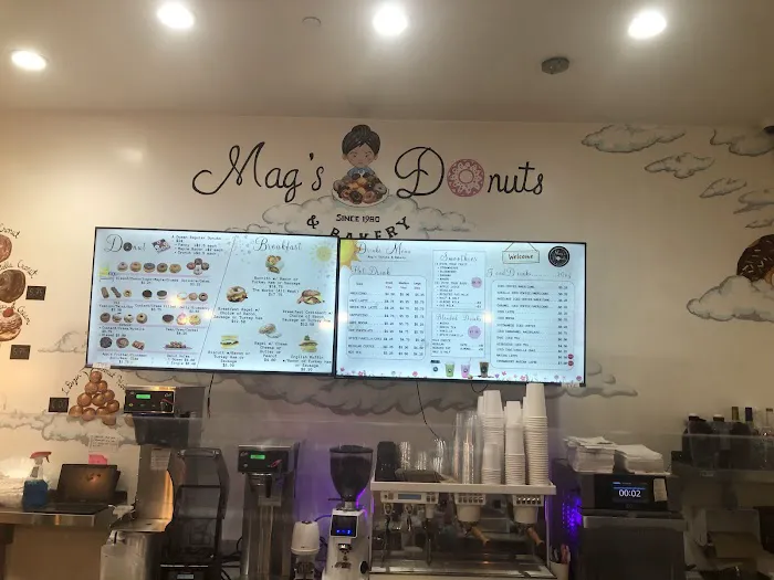 Mag’s Donuts & Bakery Picture 2