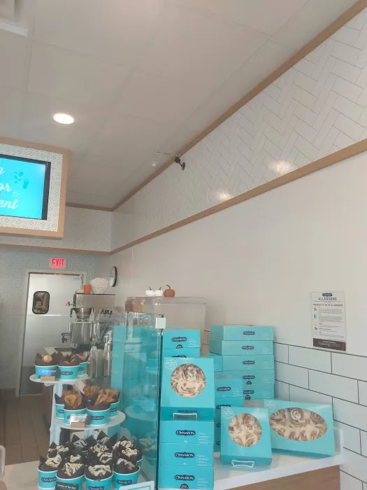 Cinnabon Picture 5