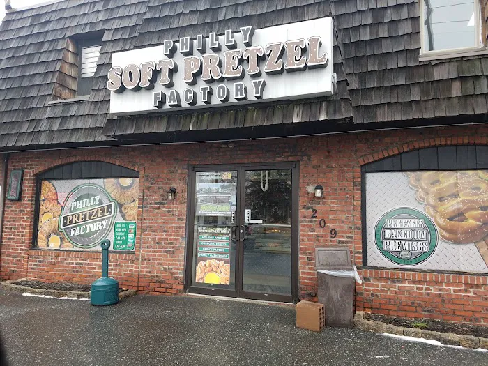 Philly Pretzel Factory Picture 6