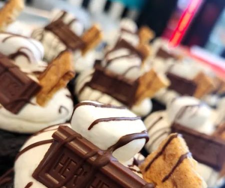 Kreamies Bakery