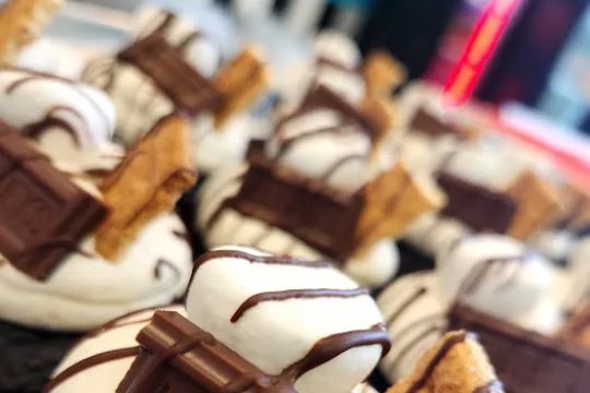 Kreamies Bakery